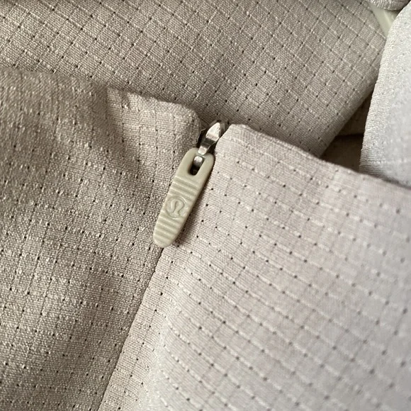 ❤️ Lululemon WovenAir Overalls Size 8 Raw Linen NWT